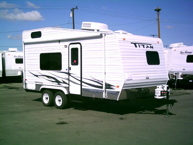 Carson Trailer Rv Sport Front