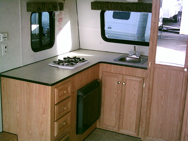 Carson Trailer Rv Sport Front